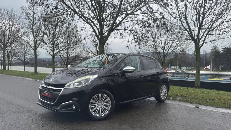 Peugeot 208 : photo 3