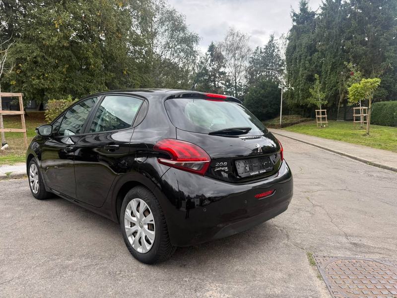 Peugeot 208 : photo 6