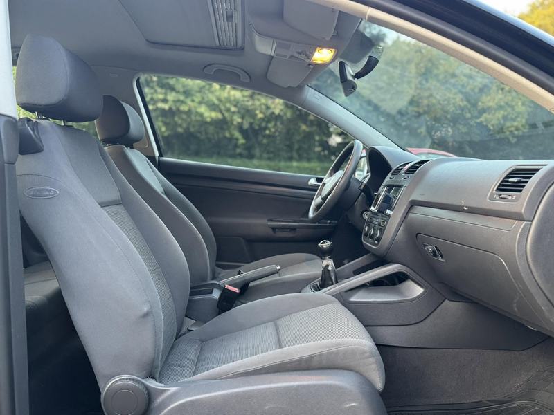 Volkswagen Golf 5 : photo 6