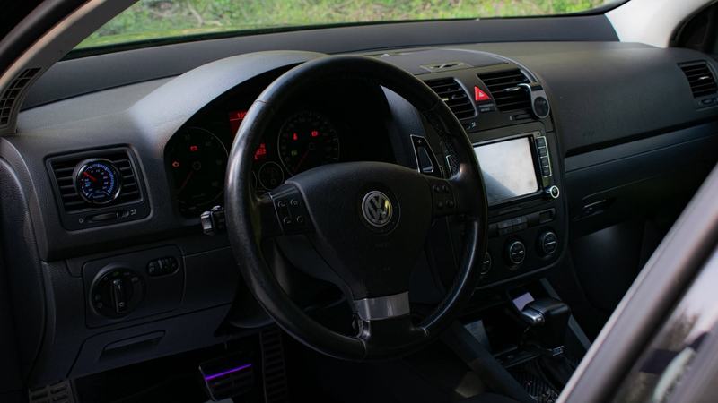 Volkswagen Golf 5 2.0 TDI 210 ch : photo 9